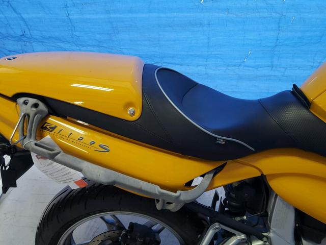 WB10432A4XZB50985 - 1999 BMW R1100 S YELLOW photo 6