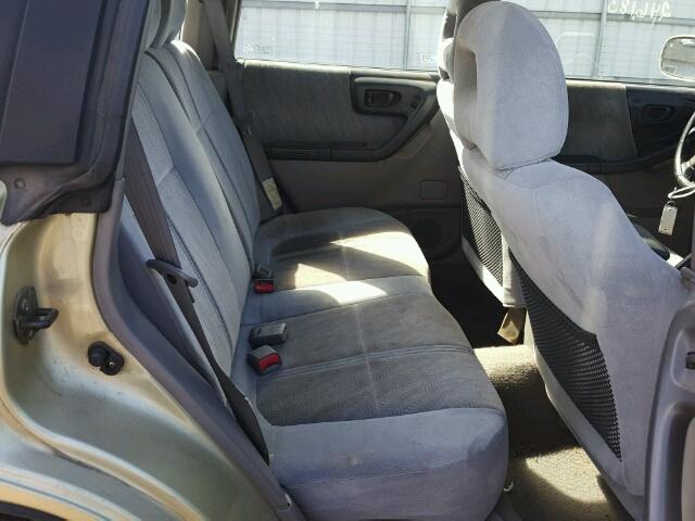 JF1SF65591H719335 - 2001 SUBARU FORESTER S 金色 照片 6