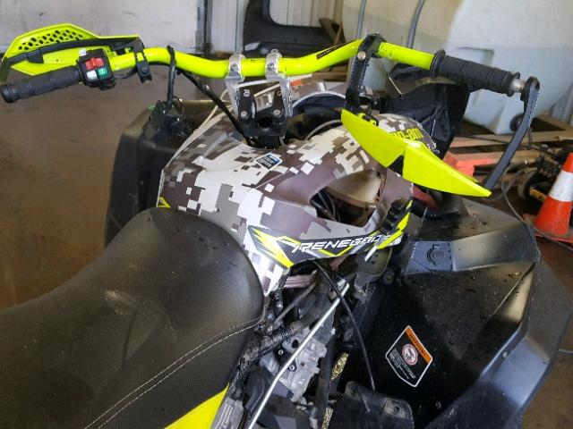 3JBMXAP29FJ000809 - 2015 CAN-AM RENEGADE 1 ნაცრისფერი ფოტო 5