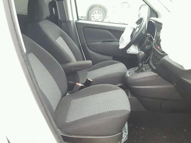 ZFBERFAB0H6F18946 - 2017 RAM PROMASTER 白色 照片 5