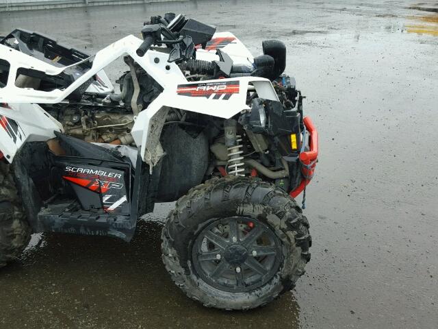 4XASVE953FA212472 - 2015 POLARIS SCRAMBLER WHITE photo 5