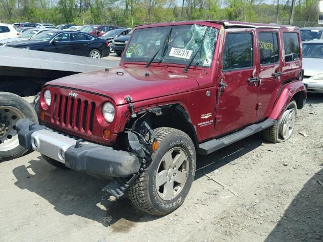 1J4BA5H10BL530996 - 2011 JEEP WRANGLER U MAROON photo 2