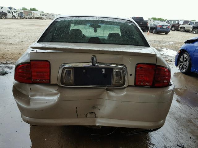 1LNHM87A11Y611416 - 2001 LINCOLN LS 米色 照片 9