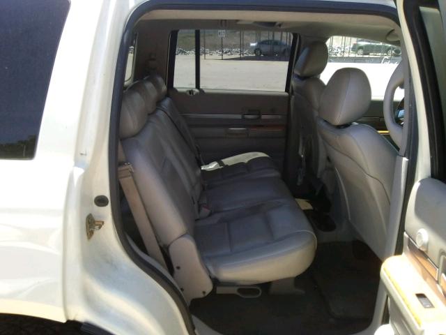 1A8HW58217F516128 - 2007 CHRYSLER ASPEN LIMI WHITE photo 6