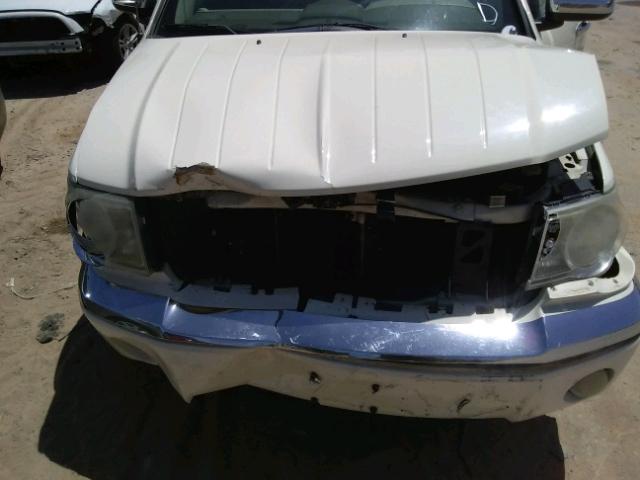 1A8HW58217F516128 - 2007 CHRYSLER ASPEN LIMI WHITE photo 7