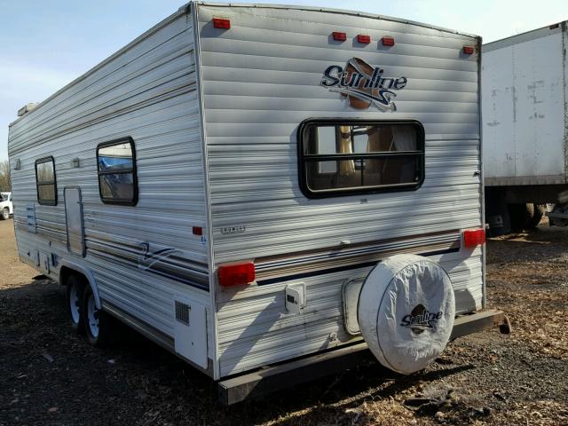 1LC2S2M262D26528 - 2002 COACH CAMPER WHITE photo 3