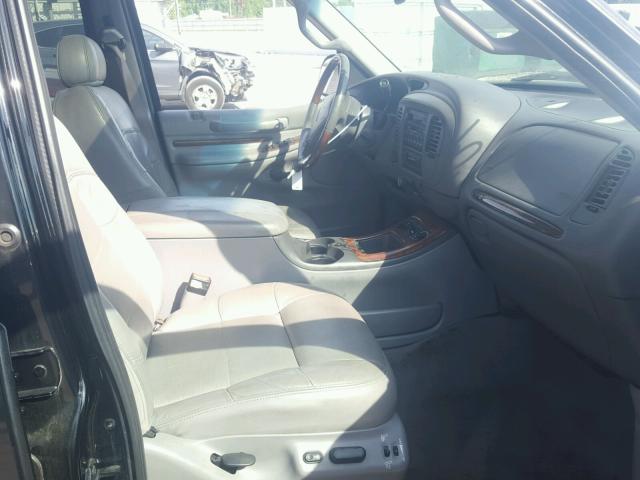 5LMFU28R31LJ09574 - 2001 LINCOLN NAVIGATOR BLUE photo 5