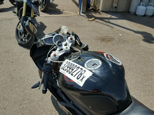 SMTA01YKXFJ680977 - 2015 TRIUMPH MOTORCYCLE DAYTONA 67 BLACK photo 5