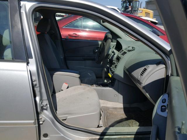1G1ZS51F26F154760 - 2006 CHEVROLET MALIBU LS ვერცხლისფერი ფოტო 5