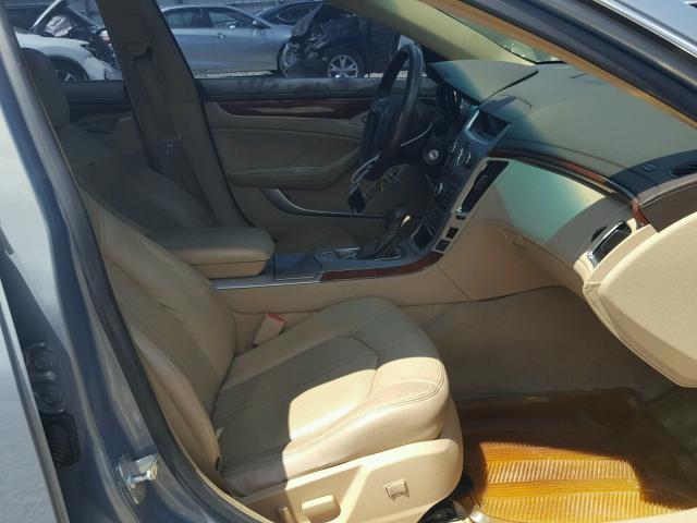 1G6DM577580114533 - 2008 CADILLAC CTS BLUE photo 5