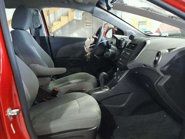 1G1JA5SH3F4130169 - 2015 CHEVROLET SONIC LS 红色 照片 5