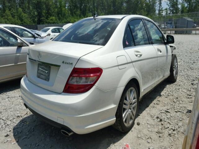 WDDGF81XX9R065203 - 2009 MERCEDES-BENZ C WHITE photo 4