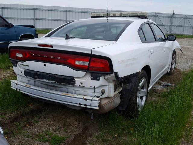 2C3CDXAT9CH282310 - 2012 DODGE CHARGER PO WHITE photo 4