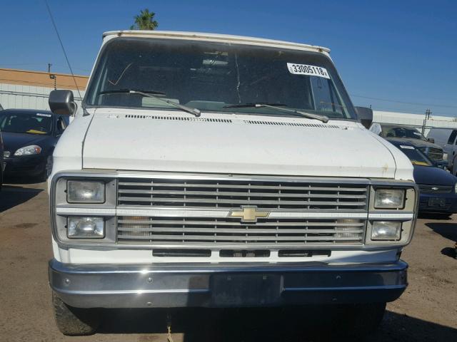 2GCEG25H8E4135846 - 1984 CHEVROLET G20 WHITE photo 9