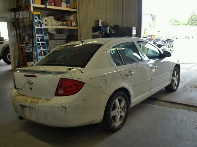 1G1AL58F887267741 - 2008 CHEVROLET COBALT LT WHITE photo 4