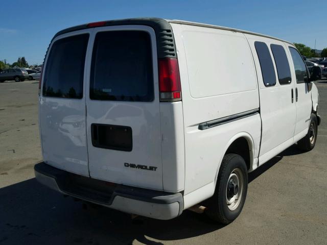 1GCGG25R3V1077038 - 1997 CHEVROLET EXPRESS G2 WHITE photo 4