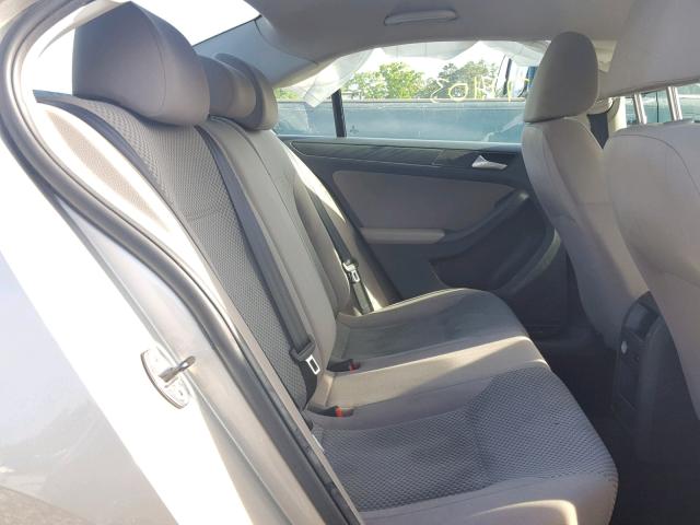 3VW2K7AJ2DM273573 - 2013 VOLKSWAGEN JETTA BASE Բեժ լուսանկար 6