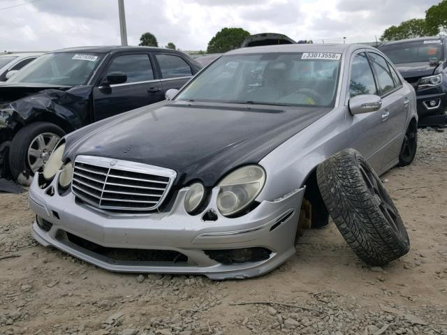 WDBUF70J53A236691 - 2003 MERCEDES-BENZ E 500 SILVER photo 2