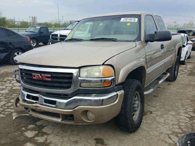 1GTHK29U94E224472 - 2004 GMC SIERRA GOLD photo 2