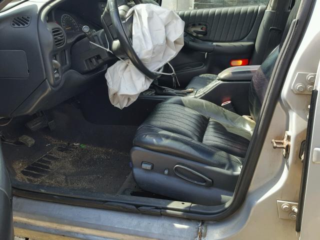 1G2WP5210WF287410 - 1998 PONTIAC GRAND PRIX SILVER photo 5