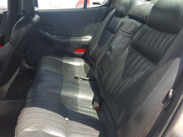 1G2WP5210WF287410 - 1998 PONTIAC GRAND PRIX SILVER photo 6