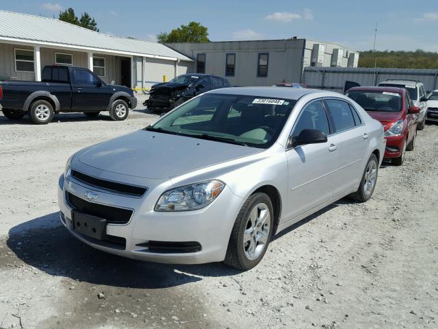 1G1ZB5EB7A4110037 - 2010 CHEVROLET MALIBU LS ვერცხლისფერი ფოტო 2