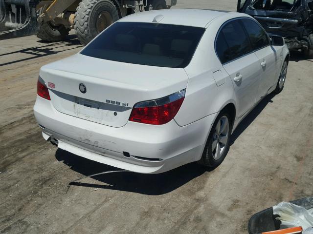 WBANF33526CS34285 - 2006 BMW 525 XI WHITE photo 4