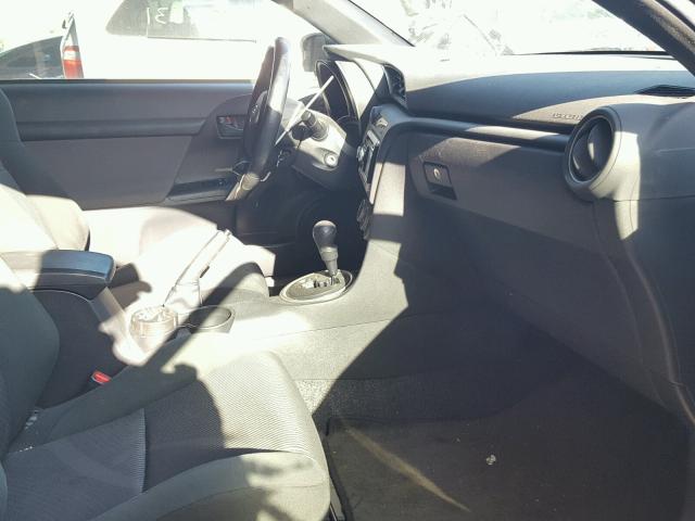 JTKJF5C76B3018358 - 2011 TOYOTA SCION TC 黑色 照片 5