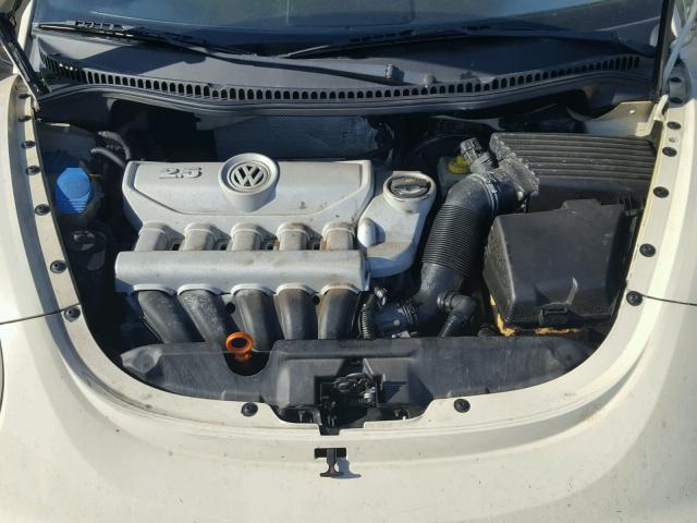 3VWRW31C96M415188 - 2006 VOLKSWAGEN NEW BEETLE 白色 照片 7