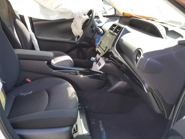 JTDKARFP0H3021388 - 2017 TOYOTA PRIUS PRIM თეთრი ფოტო 5