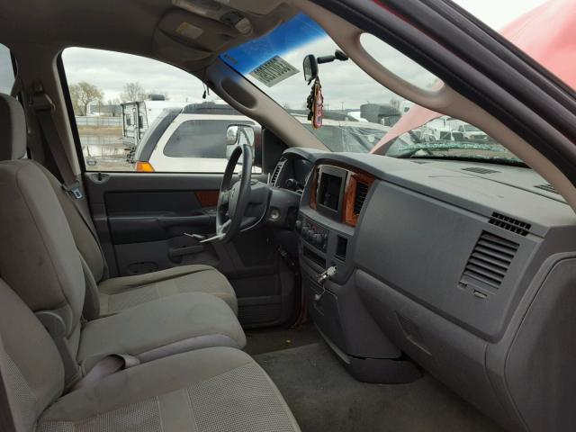 3D7KS28C56G135062 - 2006 DODGE RAM 2500 S RED photo 5