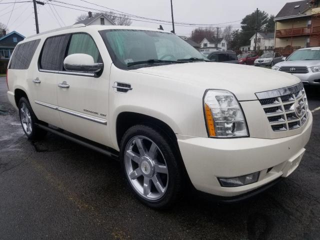 1GYS4JEF5BR176616 - 2011 CADILLAC ESCALADE E WHITE photo 1