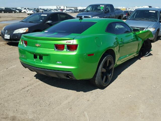 2G1FB1ED3B9133925 - 2011 CHEVROLET CAMARO LT GREEN photo 4