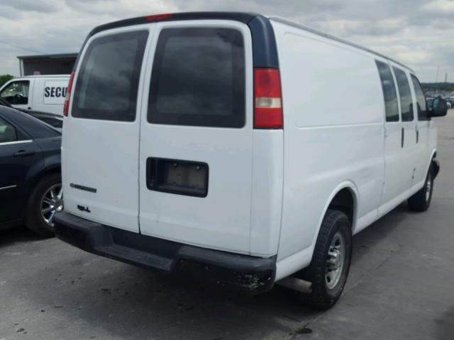 1GCGG29V971155171 - 2007 CHEVROLET EXPRESS G2 WHITE photo 4