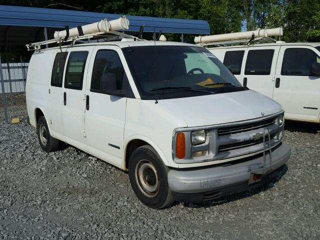 1GCFG25W6Y1147766 - 2000 CHEVROLET EXPRESS G2 WHITE photo 1