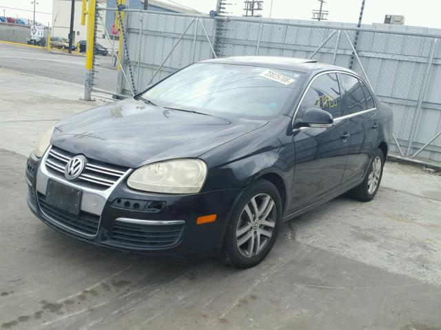 3VWST71K96M746880 - 2006 VOLKSWAGEN JETTA TDI BLACK photo 2