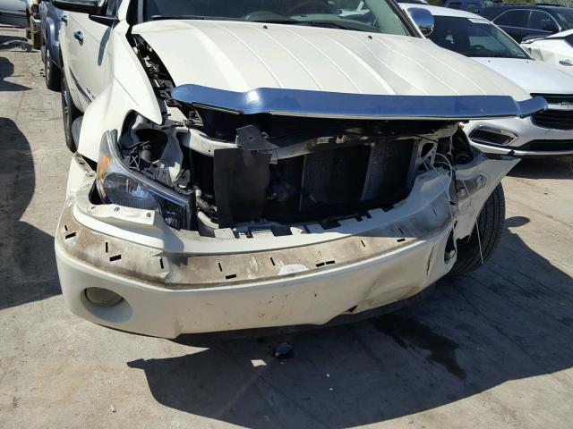 1A8HX58237F587148 - 2007 CHRYSLER ASPEN LIMI WHITE photo 9