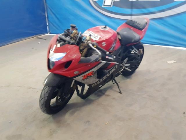 JS1GN7CA452106180 - 2005 SUZUKI GSX-R600 K RED photo 2