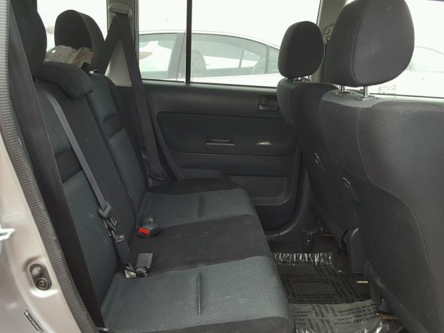 JTLKT324664061070 - 2006 TOYOTA SCION XB GRAY photo 6