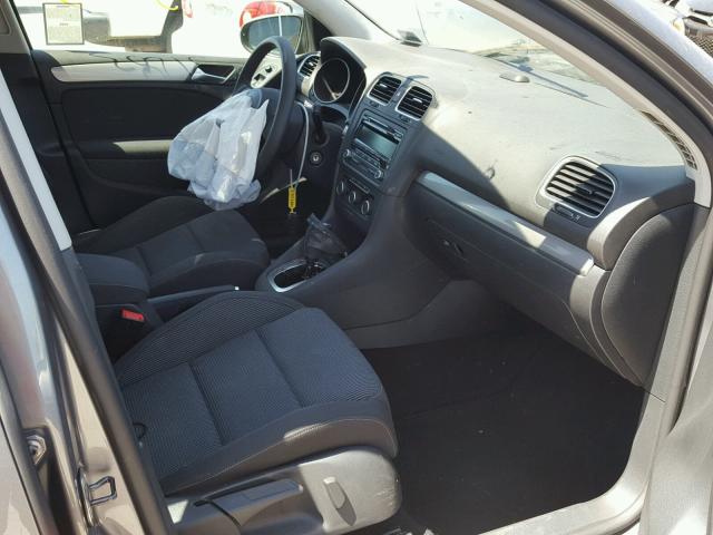 WVWDB7AJ9DW047722 - 2013 VOLKSWAGEN GOLF GRAY photo 5