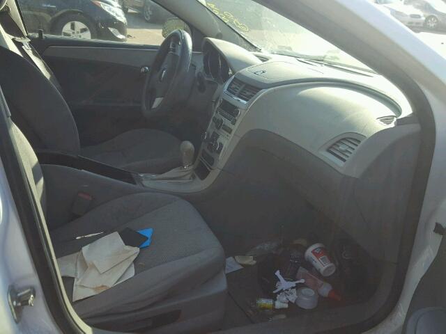 1G1ZA5E03A4104706 - 2010 CHEVROLET MALIBU LS თეთრი ფოტო 5