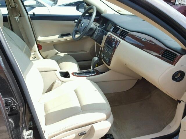 2G1WT57N191114633 - 2009 CHEVROLET IMPALA BROWN photo 5