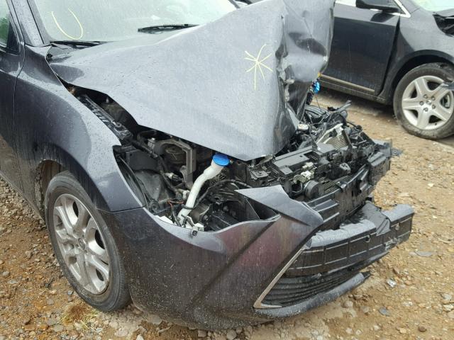 3MYDLBZV0GY103309 - 2016 TOYOTA SCION IA BLACK photo 9