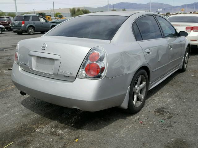 1N4BL11D55N441386 - 2005 NISSAN ALTIMA SE SILVER photo 4