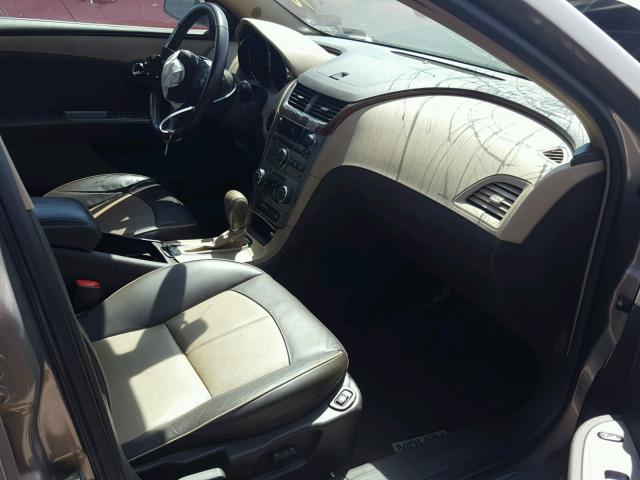 1G1ZK57748F223709 - 2008 CHEVROLET MALIBU LTZ TAN photo 5