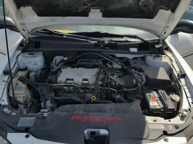 1G2NV52EX2M710083 - 2002 PONTIAC GRAND AM G WHITE photo 7