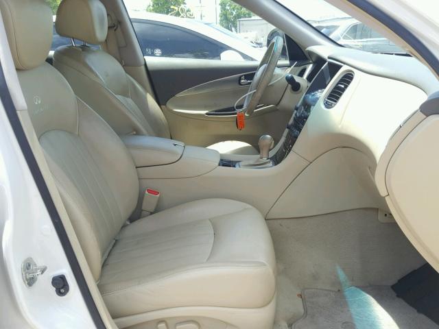 JN1AJ0HP3AM702488 - 2010 INFINITI EX35 BASE WHITE photo 5