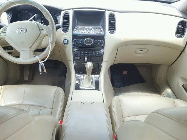 JN1AJ0HP3AM702488 - 2010 INFINITI EX35 BASE WHITE photo 9