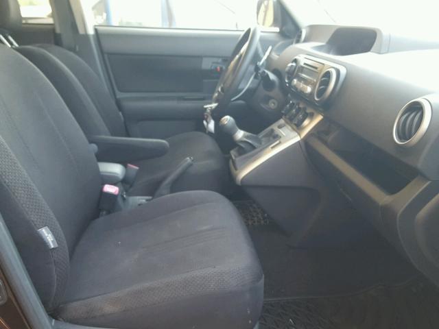 JTLKE50E791069587 - 2009 TOYOTA SCION XB MAROON photo 5