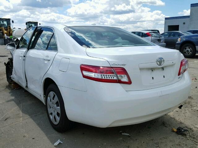 4T4BF3EK0AR022482 - 2010 TOYOTA CAMRY WHITE photo 3